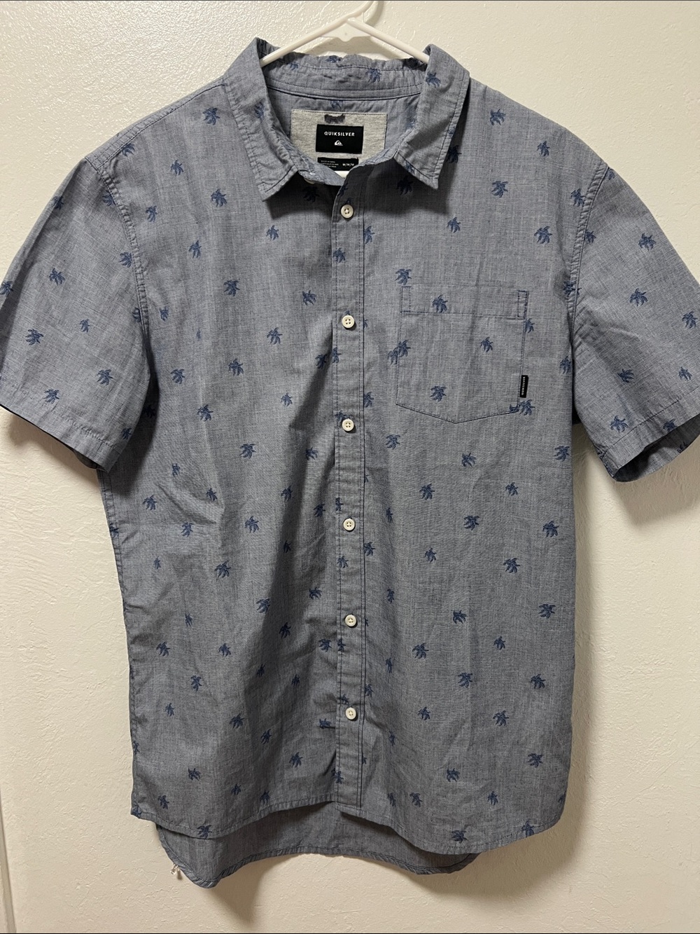 Quiksilver Light Blue Short-Sleeve Palm Print Button-Down Shirt
